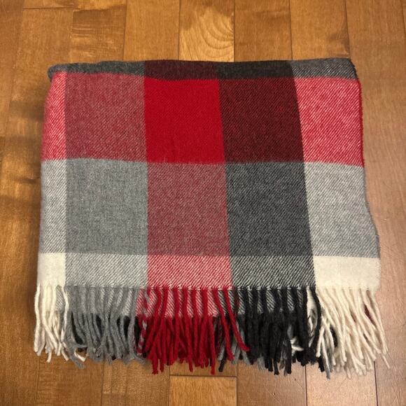 NWT 2010s Irish Lambswool Tartan Cape Scarf Woollen Market Ireland Small - Large - Picture 16 of 16